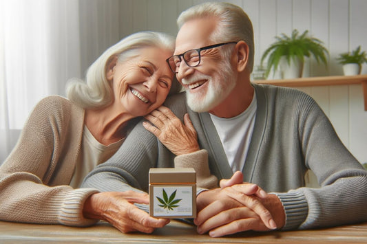  Äldre par som håller en låda med cannabis